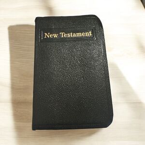 Vintage American Bible Society B-235 Series New Testament Pocket Size Bible 1960